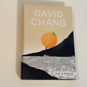 Eat A Peach A Memoir by Gabe Ulla and David Chang (2020, Hardcover) 1st Edition